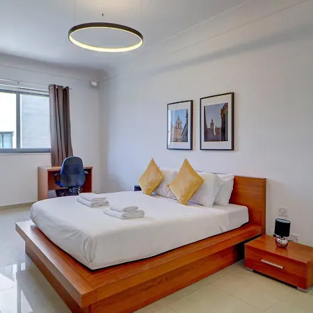 The Mediterranean Pearl - 6Th Floor - By Haven And Keys Malta * Sliema